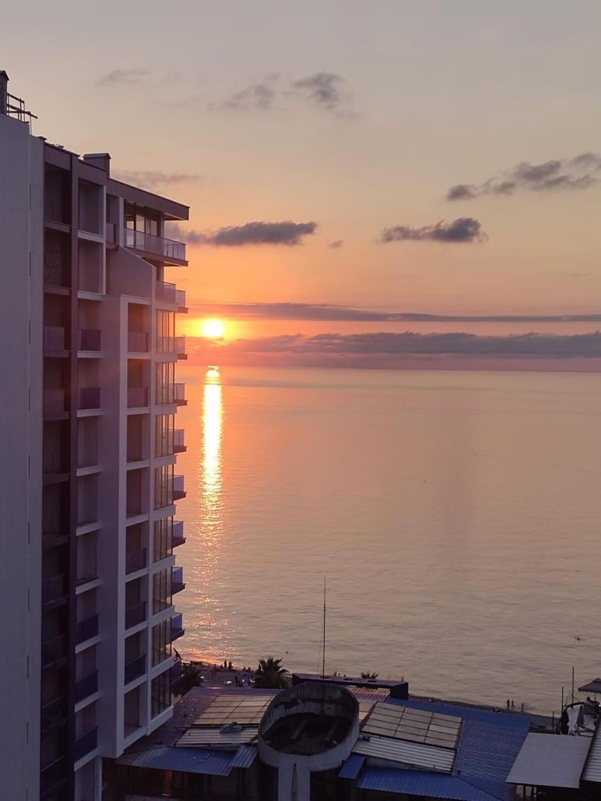 Bi Residence Sea View Luxury Batumi Kültér fotó