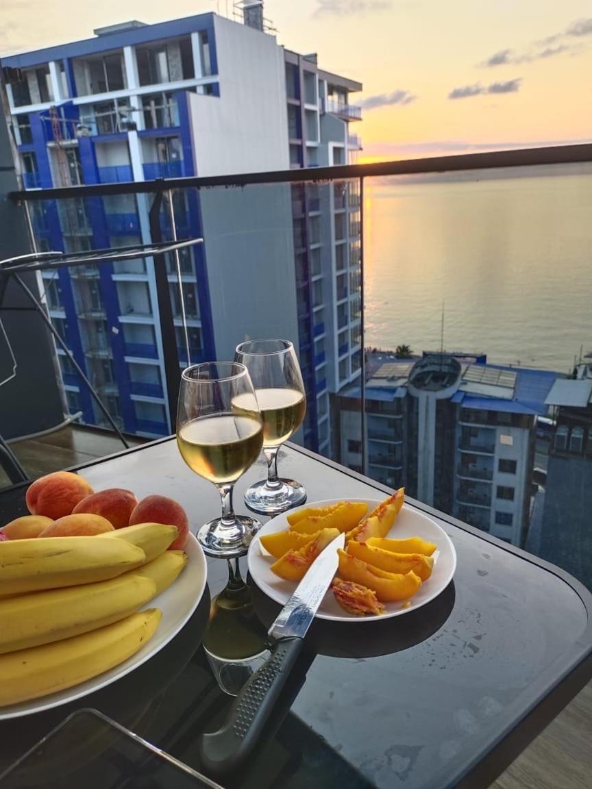 Bi Residence Sea View Luxury Batumi Kültér fotó